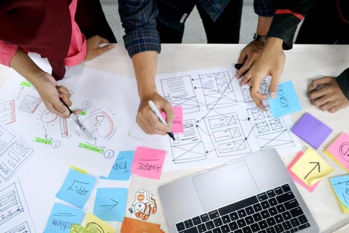 Visual Learning Strategies: Using Infographics and Diagrams for Retention
