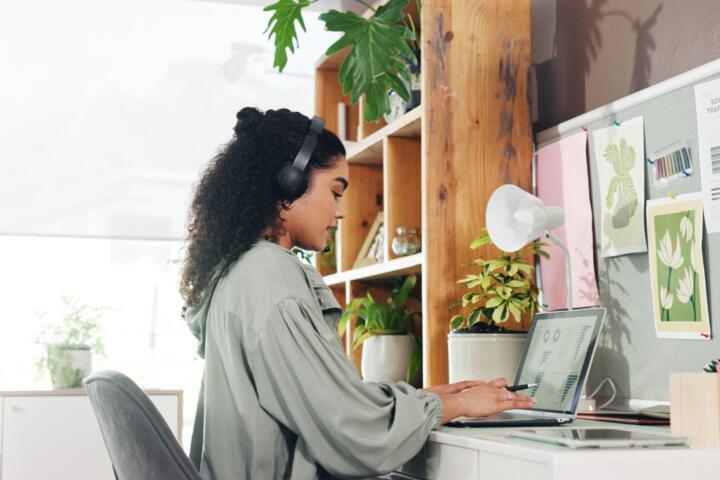 How Professional Credentials Impact Your Freelance Platform Ranking