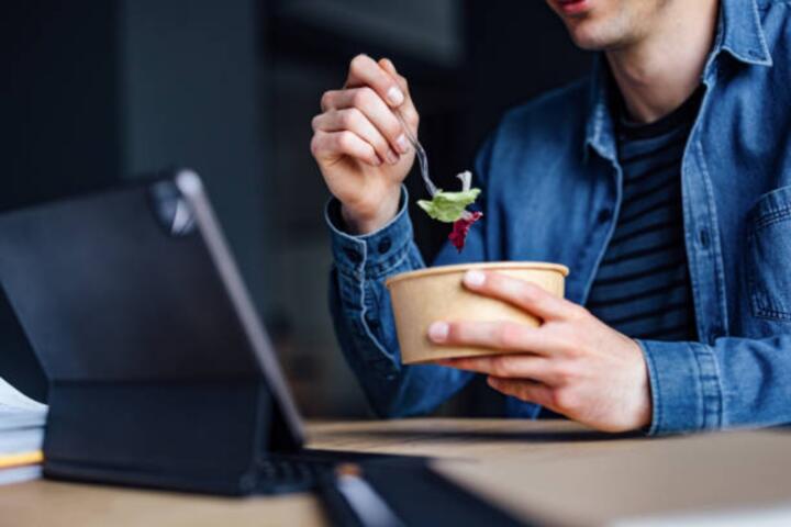 The Role of Nutrition and Nootropics in Accelerated Learning