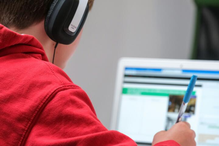 edX Online Masters Platforms: LMS Feature Analysis